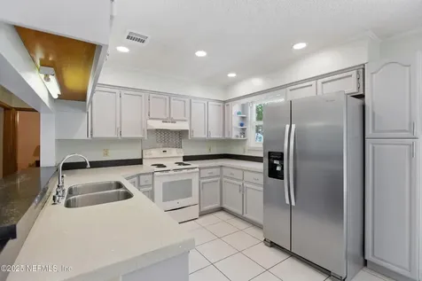 2708 Poinsettia Avenue Middleburg FL 32068