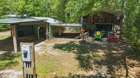 2708 Poinsettia Avenue Middleburg FL 32068