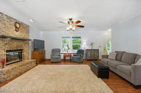 2708 Poinsettia Avenue Middleburg FL 32068