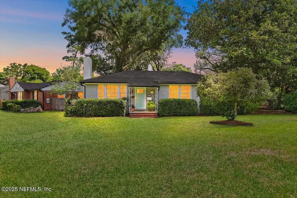 4651 Pinewood Avenue Jacksonville FL 32207