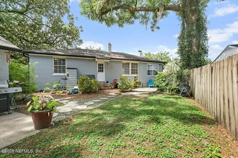 4651 Pinewood Avenue Jacksonville FL 32207