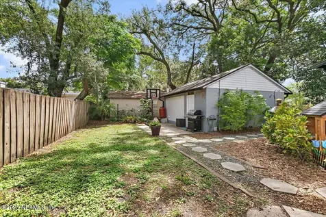 4651 Pinewood Avenue Jacksonville FL 32207