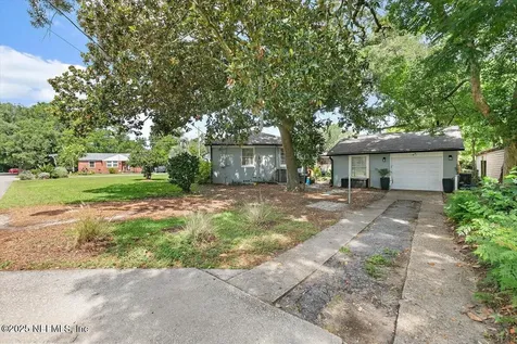 4651 Pinewood Avenue Jacksonville FL 32207