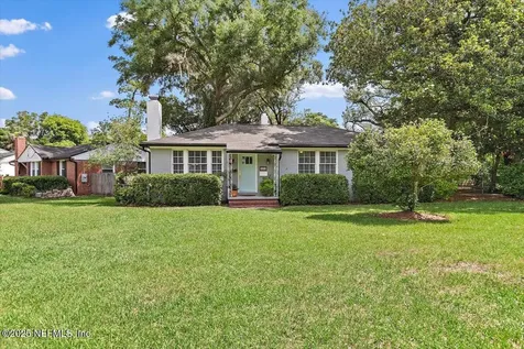 4651 Pinewood Avenue Jacksonville FL 32207