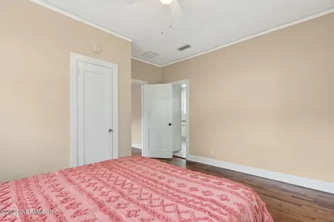 4534 College Street Jacksonville FL 32205