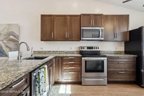 11066 Wandering Oaks Drive Jacksonville FL 32257