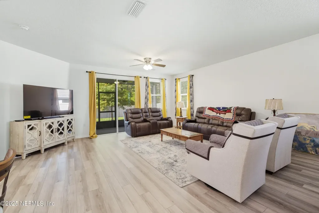 10470 Collins Field Circle Jacksonville FL 32222