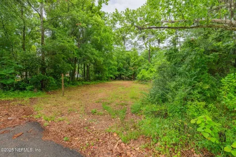 1933 Lentie Road Jacksonville FL 32209
