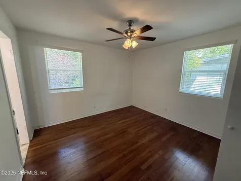 7427 Burlingame Drive S Jacksonville FL 32211