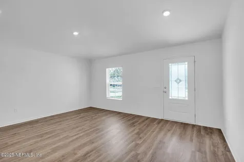 6943 Canoe Birch Road Jacksonville FL 32219