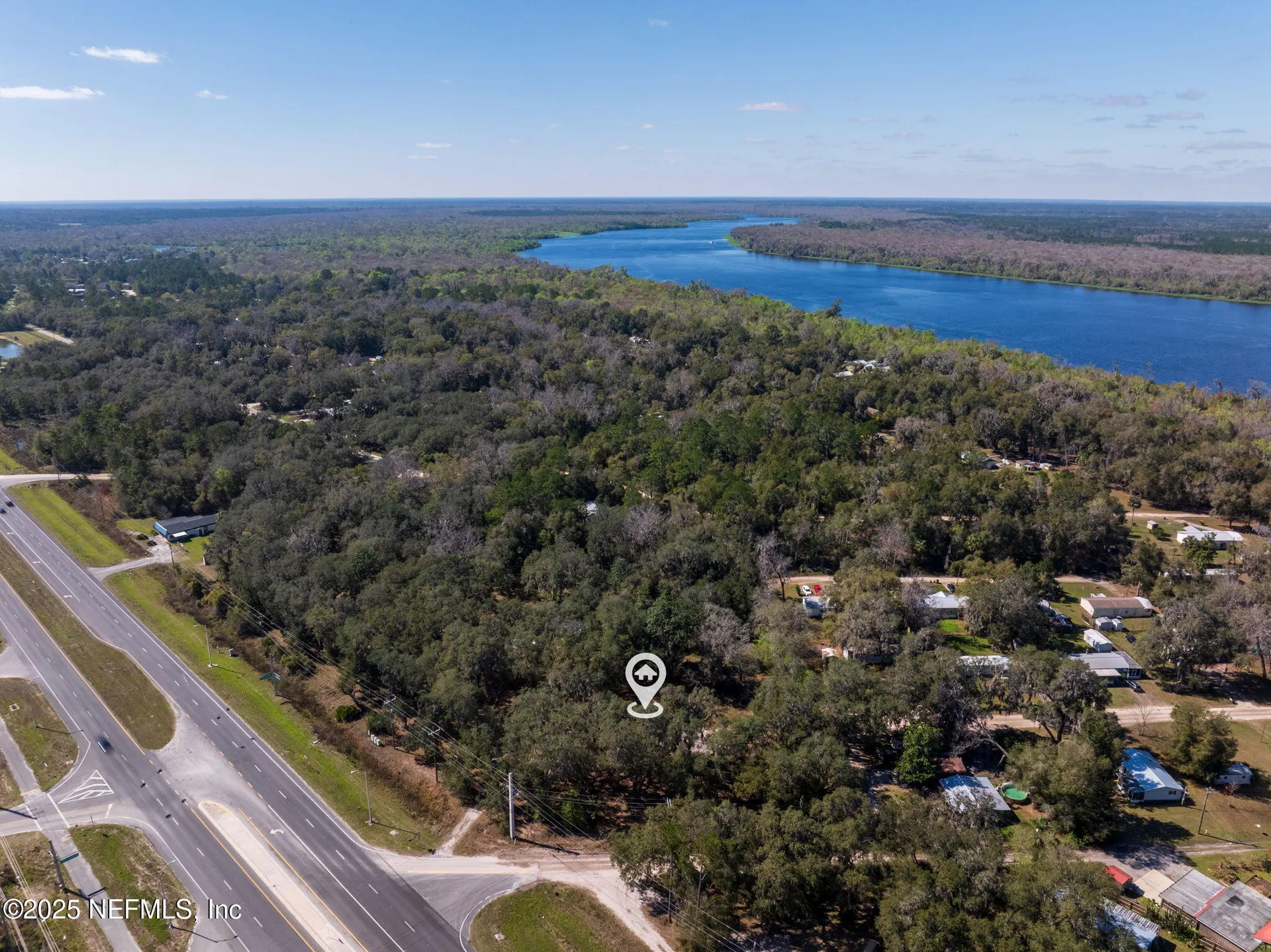 751 S Highway 17 San Mateo FL 32187