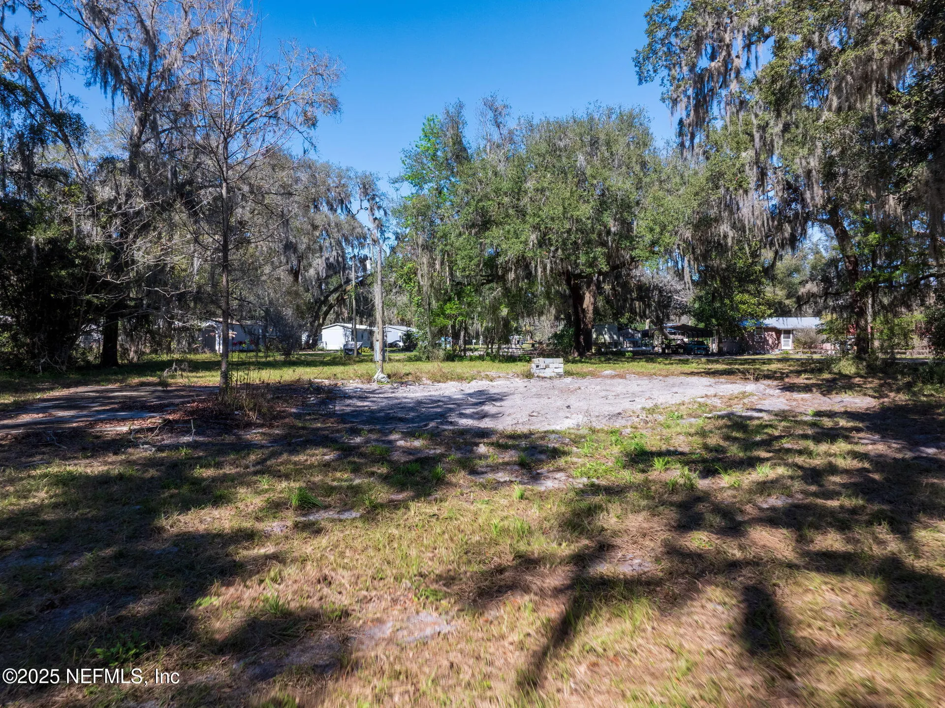 751 S Highway 17 San Mateo FL 32187
