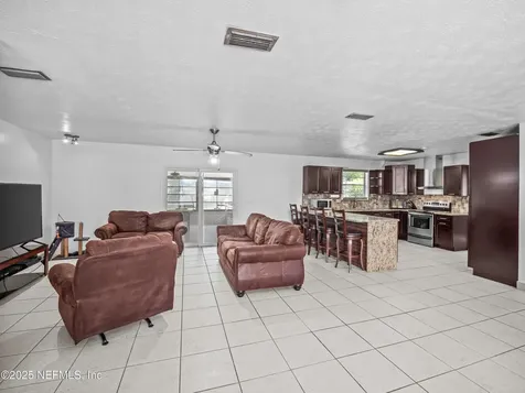 10811 High Ridge Road Jacksonville FL 32225