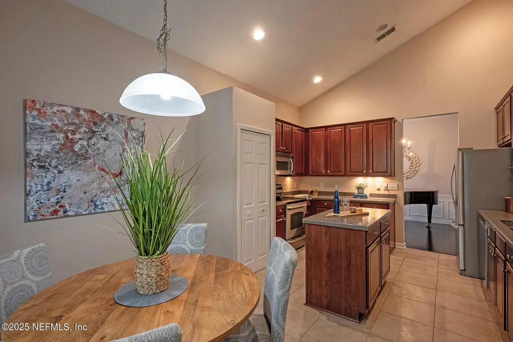 9197 Sweet Berry Court Jacksonville FL 32256