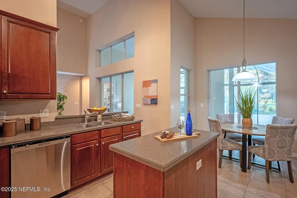 9197 Sweet Berry Court Jacksonville FL 32256