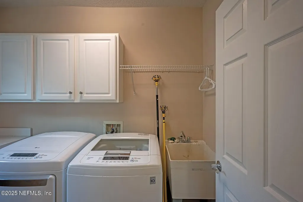 9197 Sweet Berry Court Jacksonville FL 32256