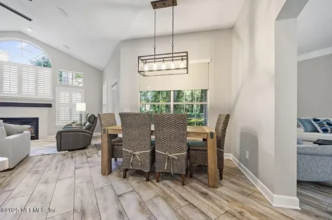 1611 Nottingham Knoll Drive Jacksonville FL 32225