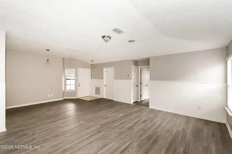 12315 Sondra Cove Trail N Jacksonville FL 32225