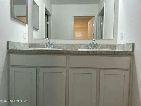 3364 Penny Cove Lane Jacksonville FL 32218