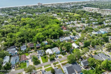 338 Magnolia Street Atlantic Beach FL 32233