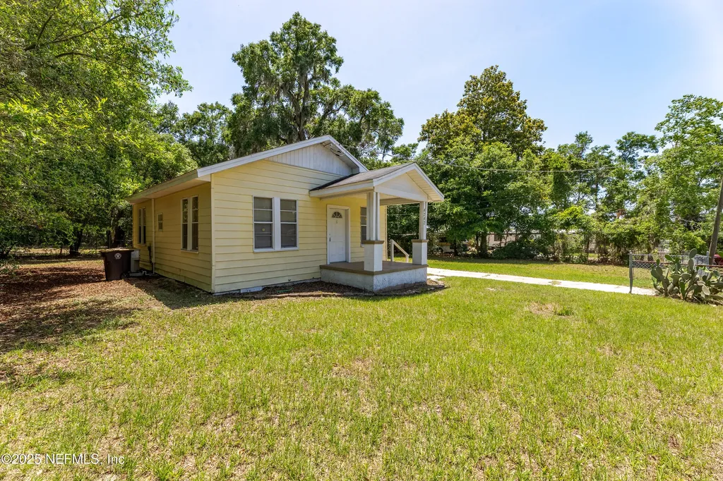 4242 Turton Avenue Jacksonville FL 32208