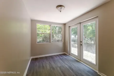 4242 Turton Avenue Jacksonville FL 32208