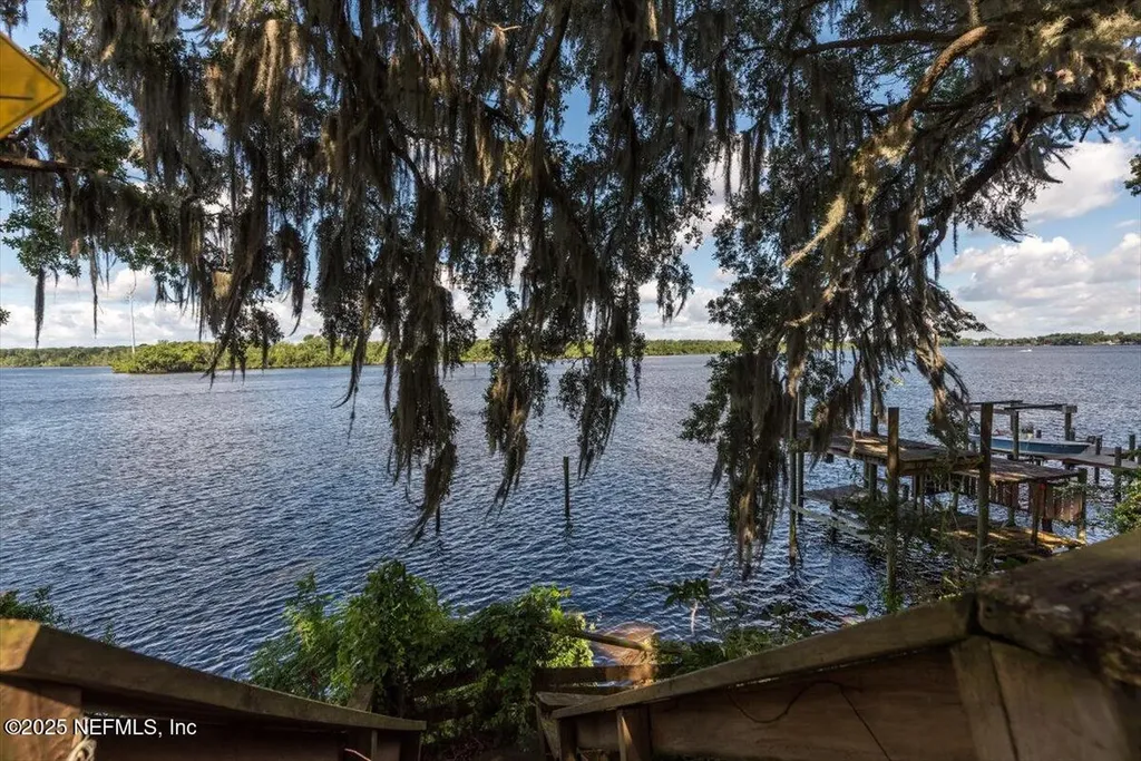 122 Rio Vista Avenue East Palatka FL 32131