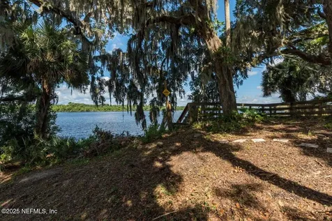 122 Rio Vista Avenue East Palatka FL 32131