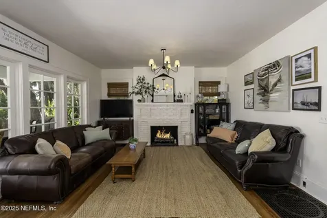561 SE Lakeview Drive Keystone Heights FL 32656