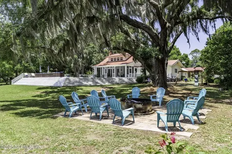 561 SE Lakeview Drive Keystone Heights FL 32656