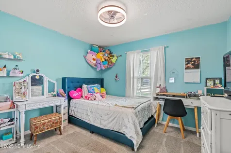 8836 Fieldside Court Jacksonville FL 32244