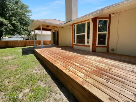 8508 Staplehurst Drive W Jacksonville FL 32244
