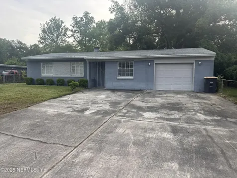 6226 Pennant Drive W Jacksonville FL 32244