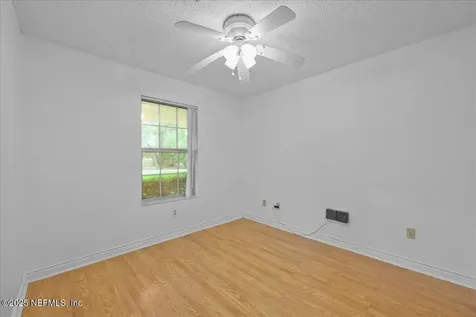 5935 SE 230th Terrace Hawthorne FL 32640