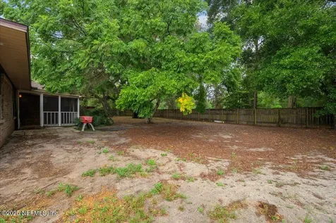 5935 SE 230th Terrace Hawthorne FL 32640