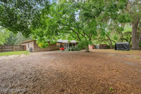 5935 SE 230th Terrace Hawthorne FL 32640