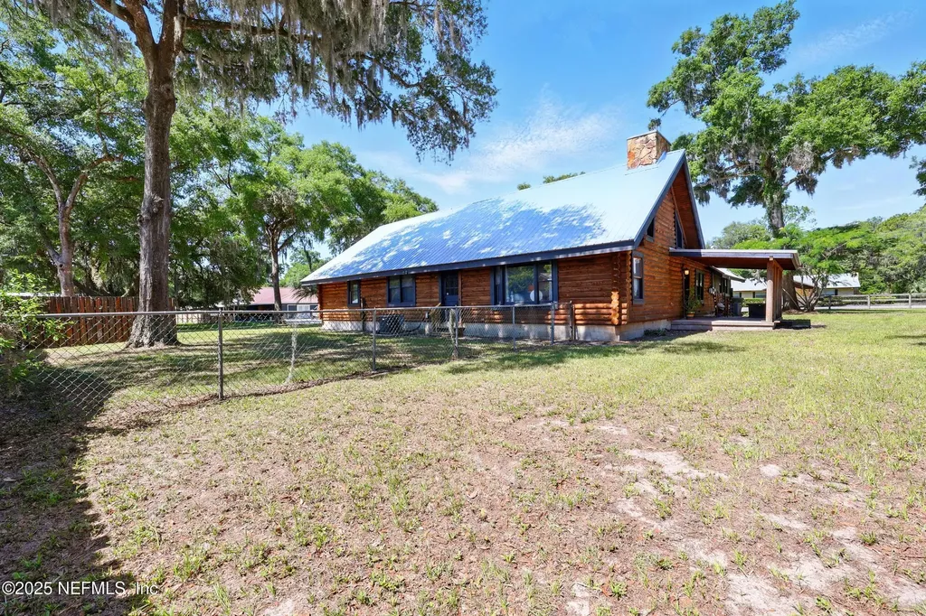 360 Alabama Avenue Palatka FL 32177