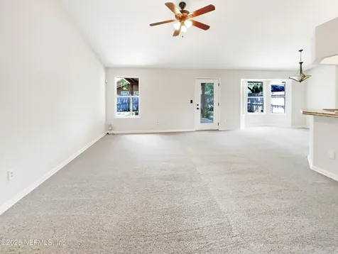 8409 Rockridge Drive Jacksonville FL 32244