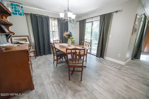 725 Medina Avenue St. Augustine FL 32086