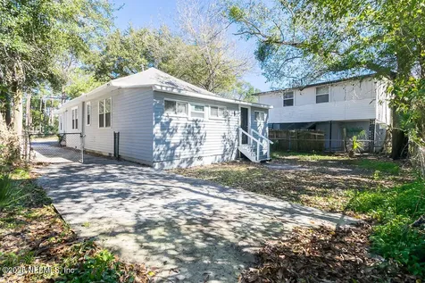 1342 Golfair Boulevard Jacksonville FL 32209