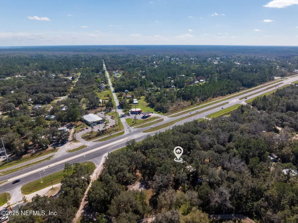 751 S Highway 17 San Mateo FL 32187
