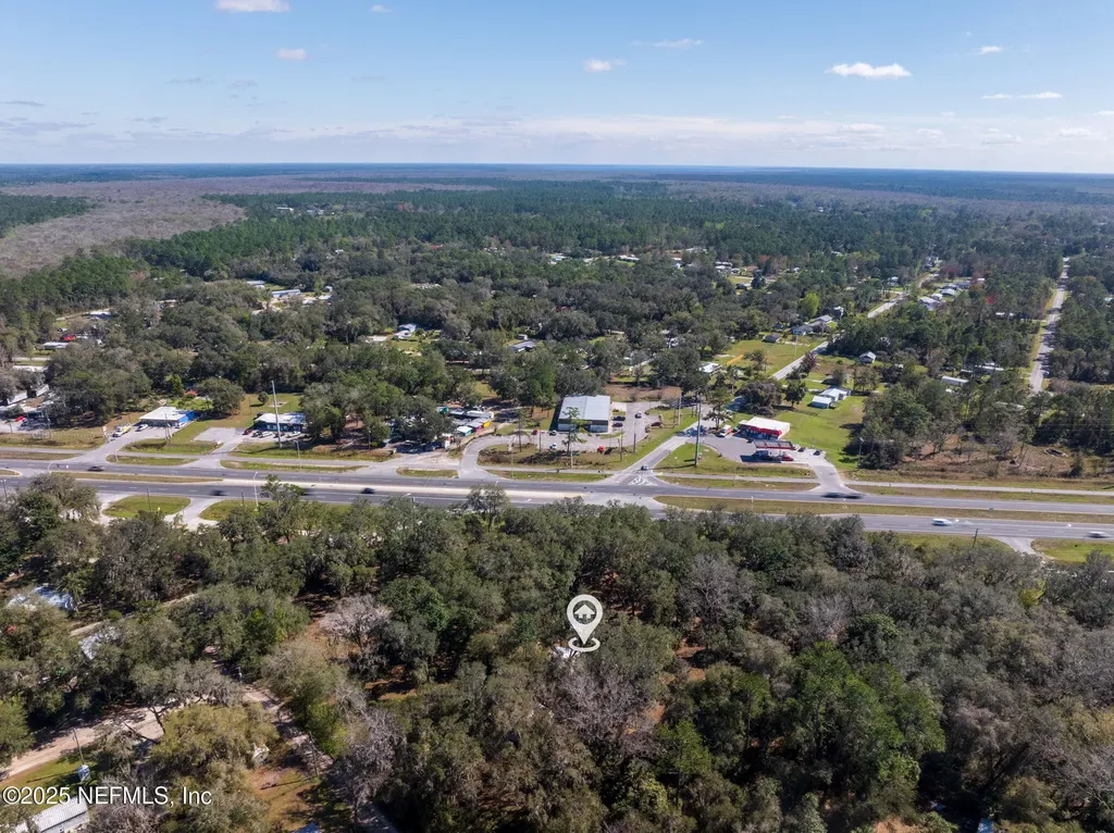751 S Highway 17 San Mateo FL 32187