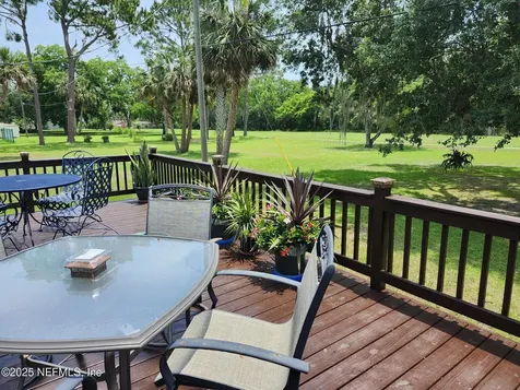 109 Laurel Lane Crescent City FL 32112