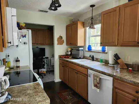 109 Laurel Lane Crescent City FL 32112