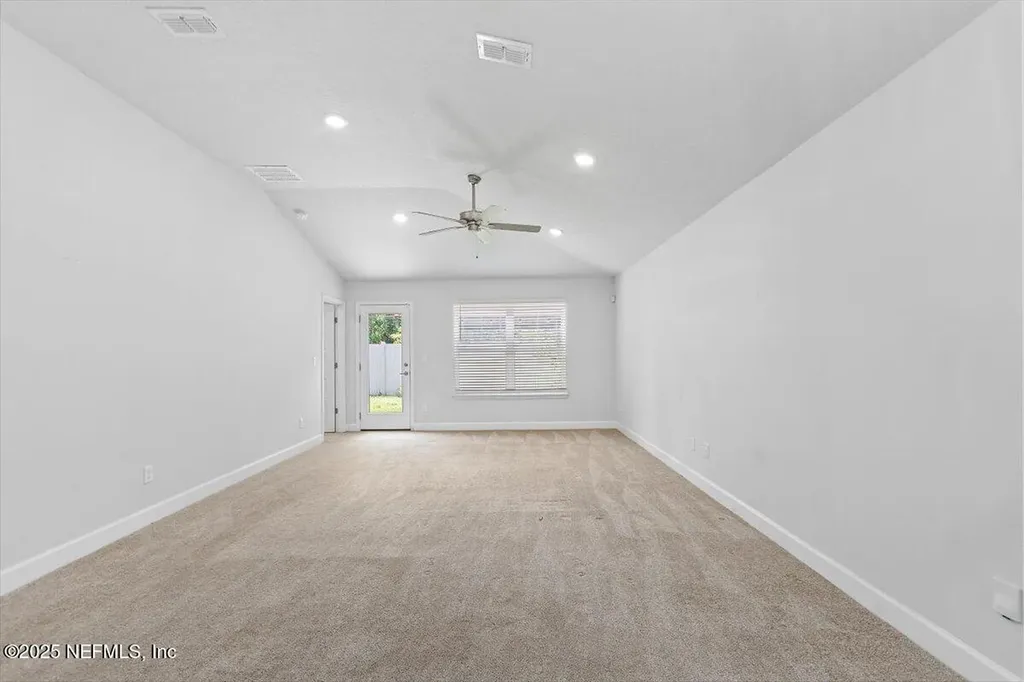 8088 Belsay Circle Jacksonville FL 32219
