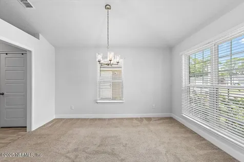 8088 Belsay Circle Jacksonville FL 32219