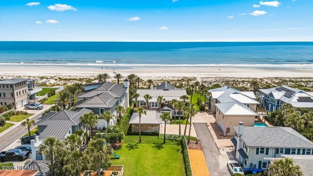 102 Palm Place Neptune Beach FL 32266