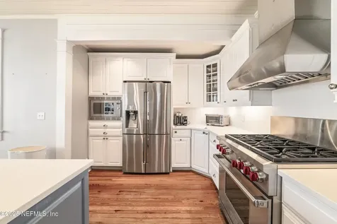 102 Palm Place Neptune Beach FL 32266