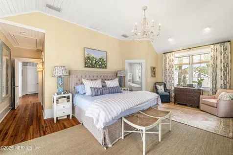 102 Palm Place Neptune Beach FL 32266