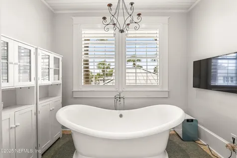 102 Palm Place Neptune Beach FL 32266